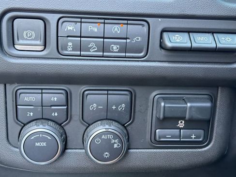 Used 2022 Chevrolet Tahoe High Country w/ Max Trailering Package AWD/4WD image 18