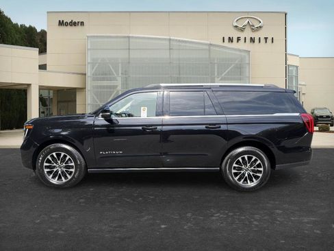 Used 2025 Ford Expedition Max Platinum AWD/4WD image 8