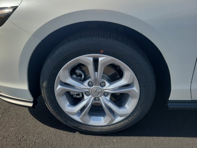 New 2026 Honda Accord LX image 17