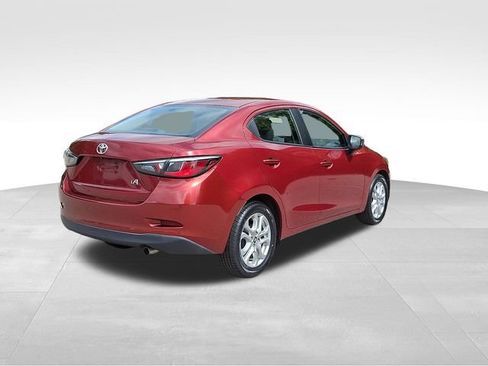 Used 2018 Toyota Yaris iA FWD image 7