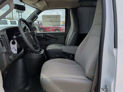 New 2025 Chevrolet Express 2500 w/ Safety Package RWD image 12