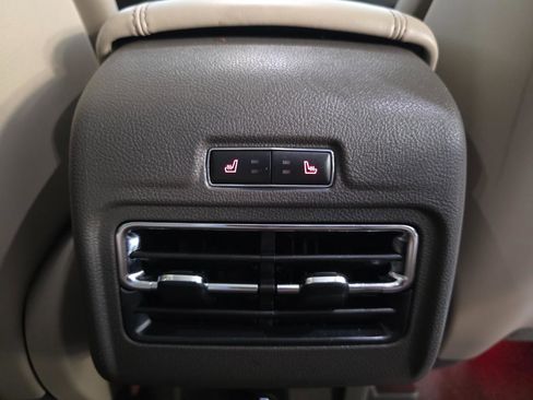 Used 2021 Lincoln Corsair Reserve w/ Equipment Group 201A AWD/4WD image 27