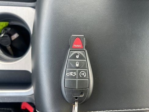 Used 2011 Dodge Challenger SRT8 w/ Green w/Envy Group image 13