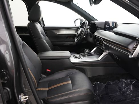 Certified 2024 MAZDA CX-90 Plug-In Hybrid w/ Premium Plus image 14