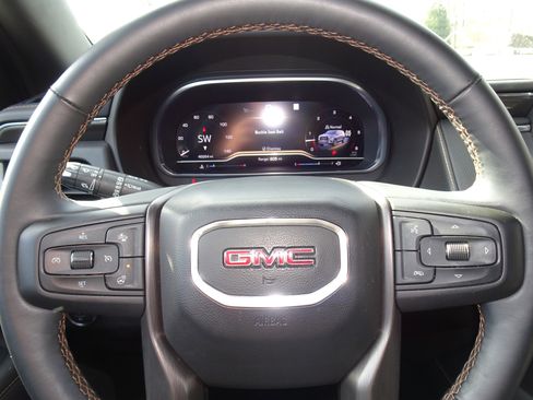 Used 2023 GMC Yukon XL AT4 w/ AT4 Premium Package image 24