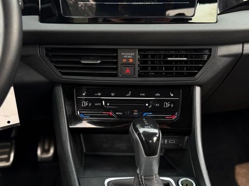 Used 2025 Volkswagen Jetta Sport FWD image 19