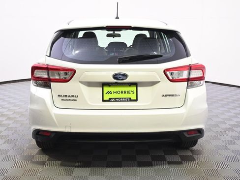 Used 2019 Subaru Impreza 2.0i image 2