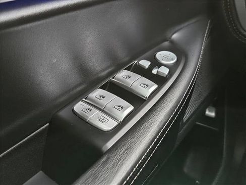 Used 2020 BMW 740i RWD image 25