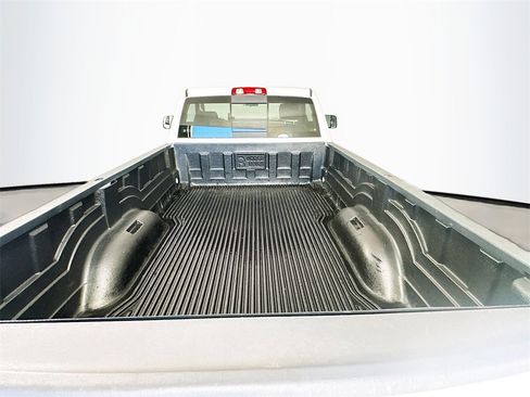 Used 2018 RAM 2500 Tradesman w/ Chrome Appearance Group image 22