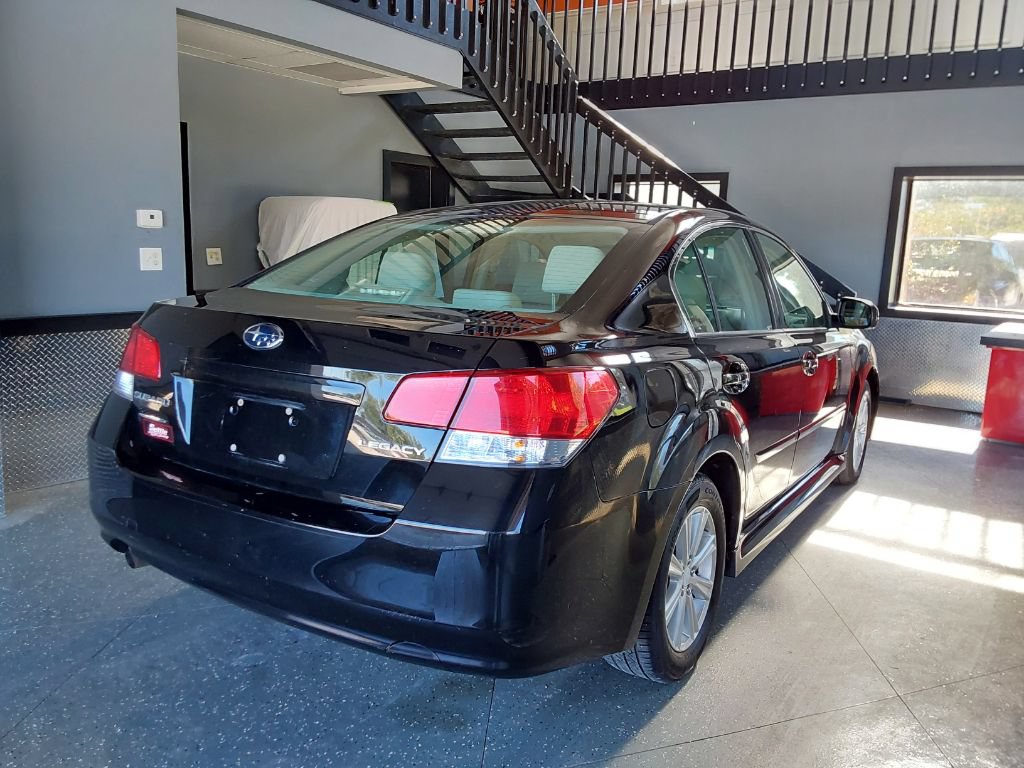 Used 2012 Subaru Legacy 2.5i w/ Alloy Wheel Pkg AWD/4WD image 8