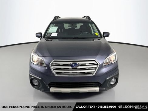 Used 2017 Subaru Outback 2.5i Limited w/ Popular Package #5 AWD/4WD image 2