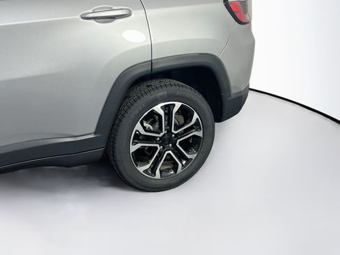 Used 2022 Jeep Compass Limited w/ Sun and Sound Group AWD/4WD image 29
