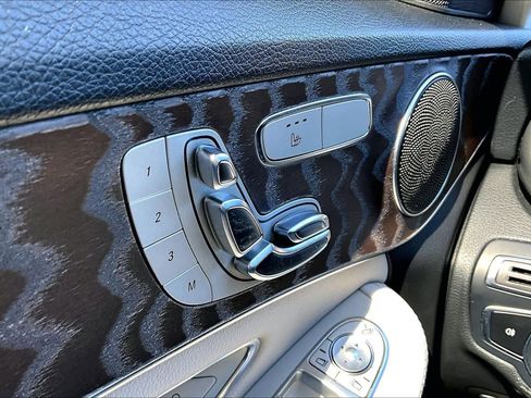 Used 2018 Mercedes-Benz C 300 Sedan image 35