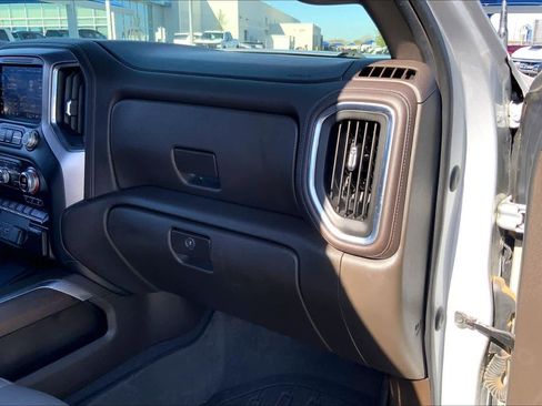 Used 2021 GMC Sierra 1500 SLT image 19