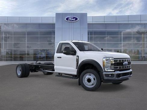 New 2026 Ford F550 XL image 8
