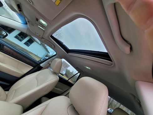 Used 2018 Subaru Outback 2.5i Limited image 15