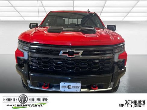 Used 2025 Chevrolet Silverado 1500 ZR2 w/ Technology Package AWD/4WD image 9