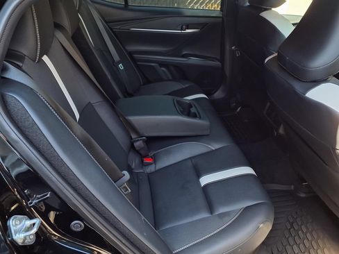 Certified 2025 Toyota Camry SE FWD image 23