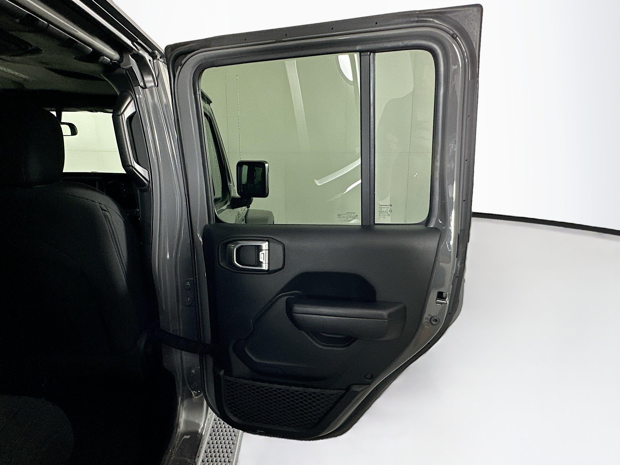 Used 2021 Jeep Wrangler Unlimited Sport AWD/4WD image 28