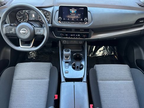 Used 2023 Nissan Rogue SV FWD image 15