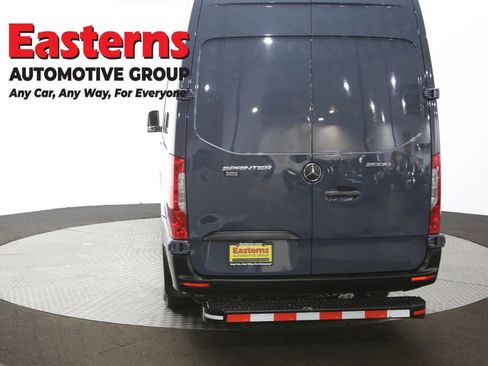 Used 2019 Mercedes-Benz Sprinter 170 image 33