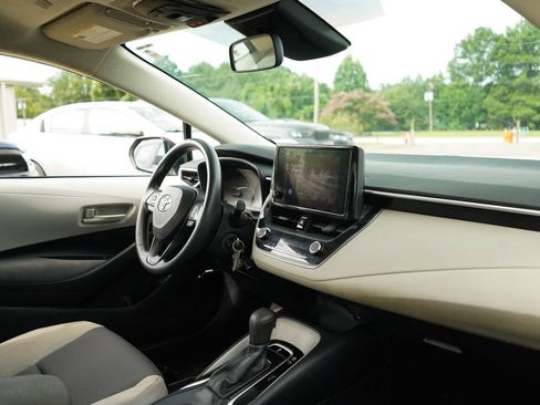 Used 2023 Toyota Corolla LE FWD image 14