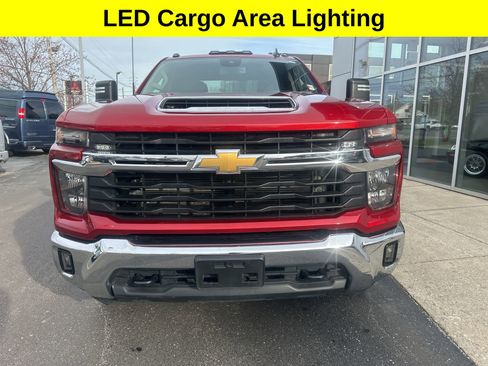 Used 2024 Chevrolet Silverado 3500 LT w/ Convenience Package AWD/4WD image 9