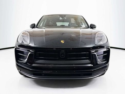New 2025 Porsche Macan AWD/4WD image 6