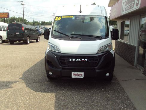 Used 2026 RAM ProMaster 2500 w/ Convenience Group FWD image 3