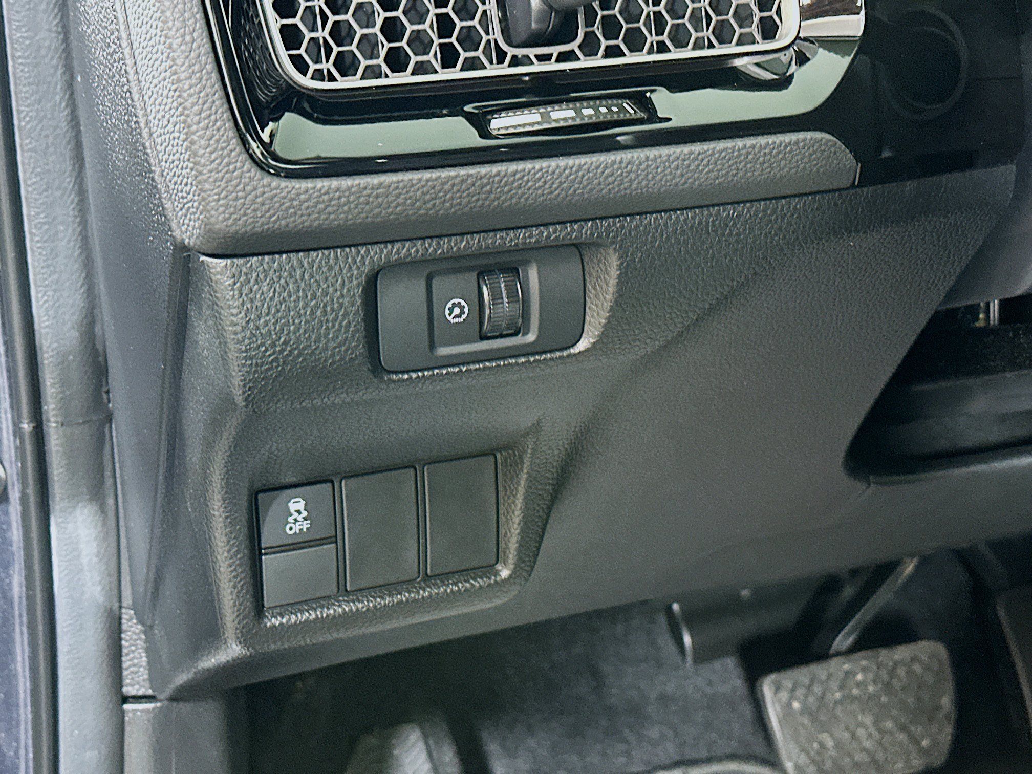 Used 2025 Honda Civic LX image 10