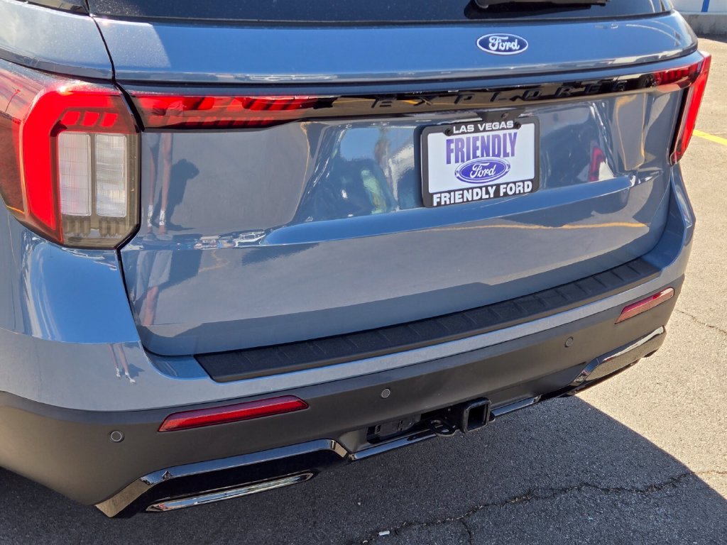 New 2027 Ford Explorer ST-Line w/ Premium Package RWD image 5