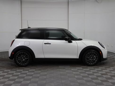 Certified 2025 MINI Cooper 2-Door Hardtop image 5