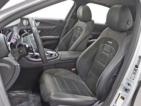 Used 2019 Mercedes-Benz E 63 AMG S image 29