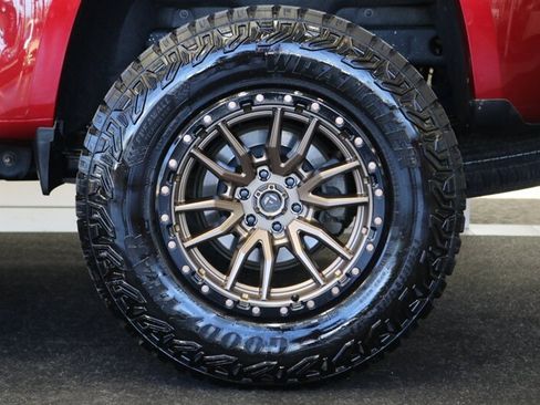Used 2020 GMC Canyon Denali AWD/4WD image 32