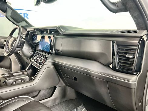 Used 2025 GMC Sierra 2500 AT4X AWD/4WD image 30
