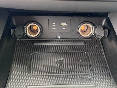 Used 2019 Hyundai Ioniq Limited w/ Ultimate Package 02 FWD image 18