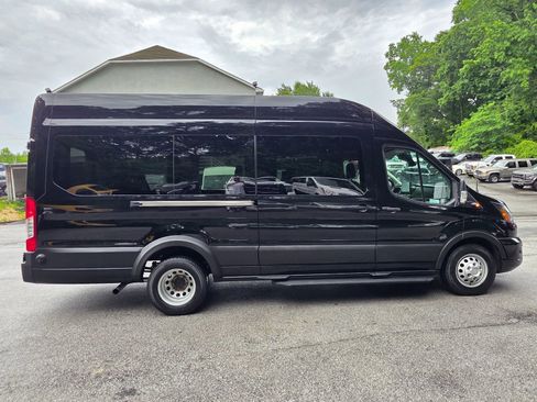 Used 2024 Ford Transit 350 XLT AWD/4WD image 8