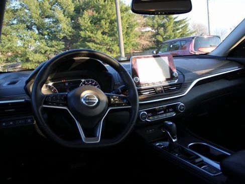 Used 2019 Nissan Altima 2.0 Platinum image 5