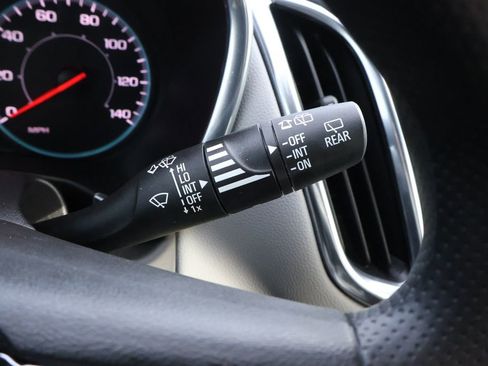 Certified 2024 Chevrolet Equinox LS w/ Driver Confidence II Package image 21