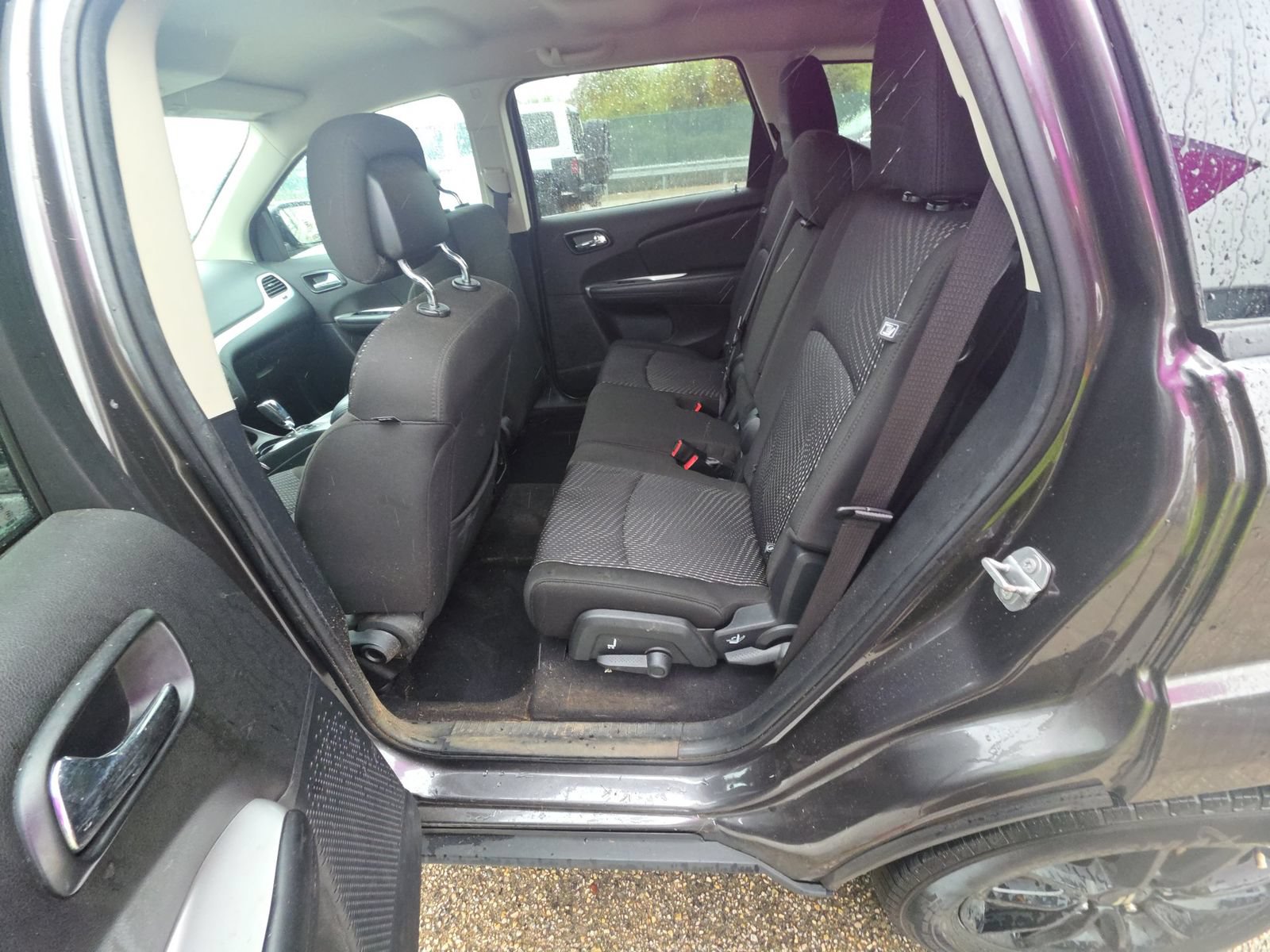 Used 2020 Dodge Journey SE w/ Blacktop Package FWD image 11