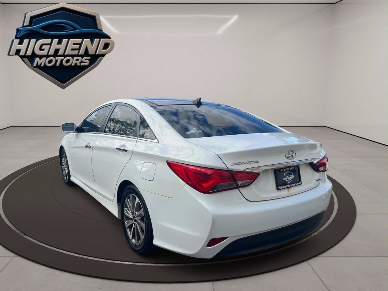 Used 2014 Hyundai Sonata Limited w/ Technology Package 05 FWD image 4