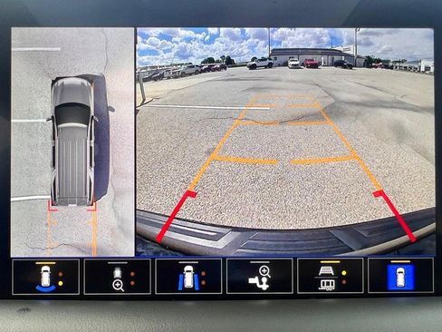 Used 2022 Chevrolet Tahoe High Country w/ Premium Package 2 image 23