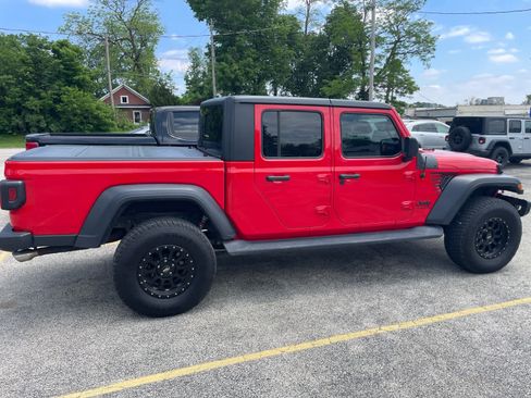 Used 2020 Jeep Gladiator Sport w/ Quick Order Package 24S AWD/4WD image 6