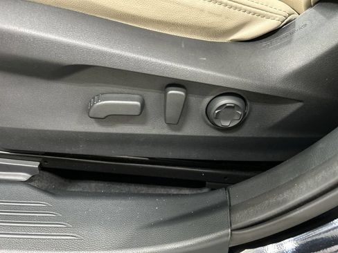 Used 2024 Subaru Legacy Limited AWD/4WD image 10
