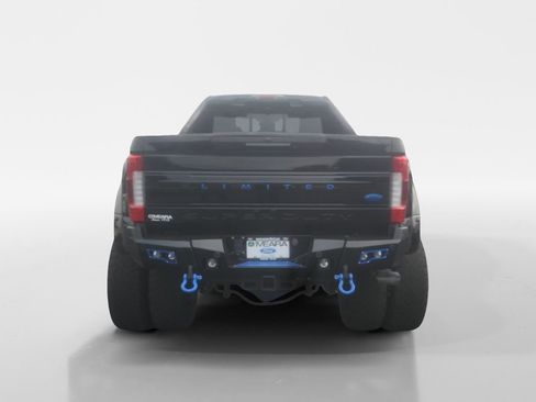 Used 2019 Ford F450 Limited image 4