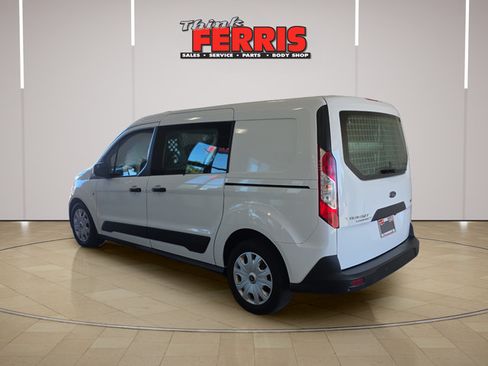 Used 2022 Ford Transit Connect XLT FWD image 3