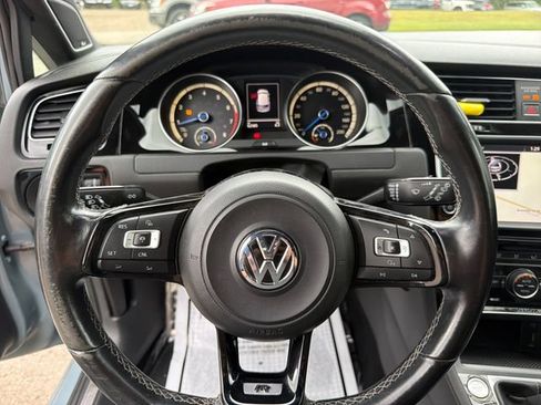 Used 2016 Volkswagen Golf R 4-Door AWD/4WD image 16