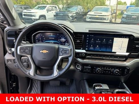 Used 2024 Chevrolet Silverado 1500 LTZ AWD/4WD image 18