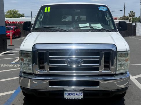 Used 2011 Ford E-350 and Econoline 350 XLT RWD image 2