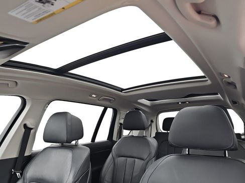 Used 2020 BMW X7 xDrive40i w/ Cold Weather Package image 20